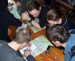 Zajęcia z mapami(fot. M.Pokszan)