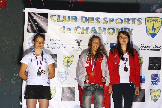 PEJ 2011— Chamonix — pierwsze miejsce Aleksandra Rudzińska, trzecie miejsce Izabela Janis.