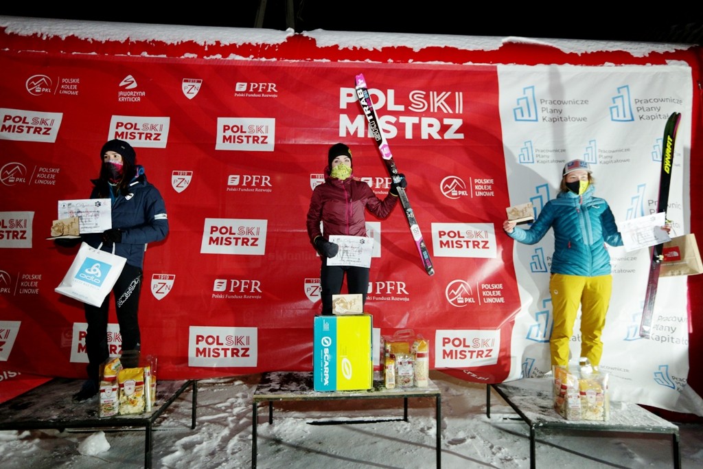 PODIUM PAŃ fot.Jarek Praszkiewicz