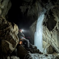 Pomiary w Jaskini Kryształowej, fot. Paulina Piechowiak (Prokletije 2025)