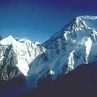 K2 odparł atak od południa, Rosjanie próbują nadal