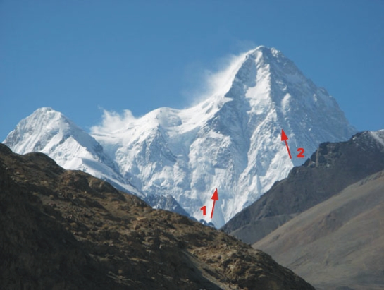 Północna ściana K2 — drogi.