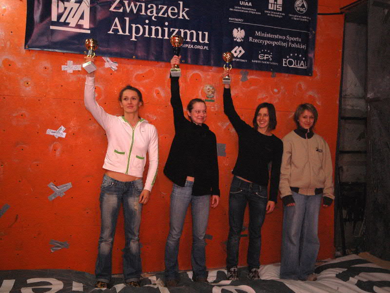 PP 2008, Toruń — od lewej: Edyta Ropek (3), Kinga Ociepka (1), Agata Wiśniewska (3) i Klaudia Buczek (5).