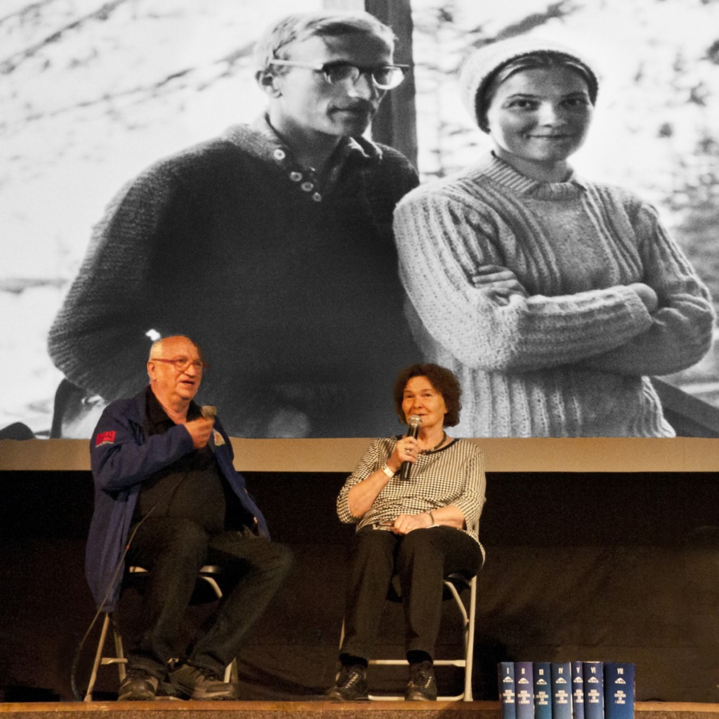 Małgorzata i Jan Kiełkowscy prezentują kolejny tom Wielkiej Encyklopedii Gór i Alpinizmu, pokazując archiwalne zdjęcia z czasów tatrzańskich wspinaczek, Festiwal Filmów Górskich w Lądku Zdroju, 2017