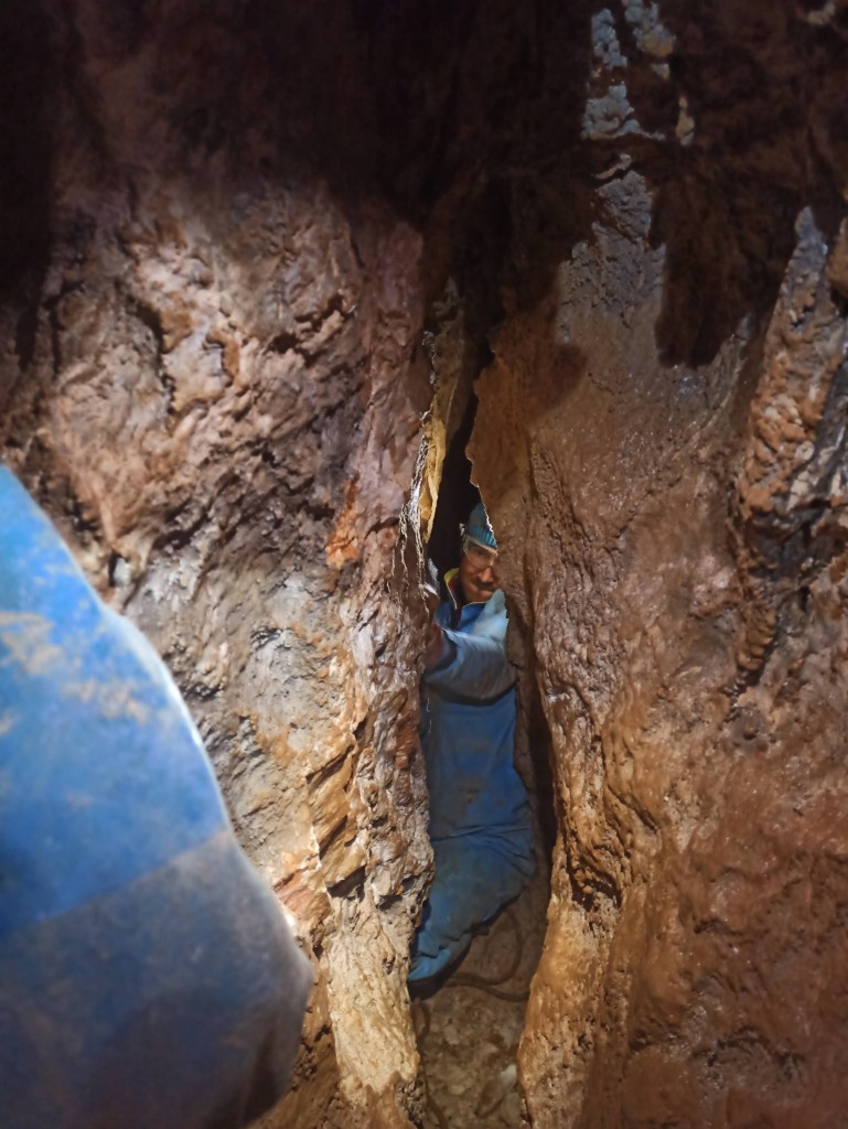 Tradycyjna kanińska kieszeń, jaskinia SPPB, fot. B. Ziarkowski