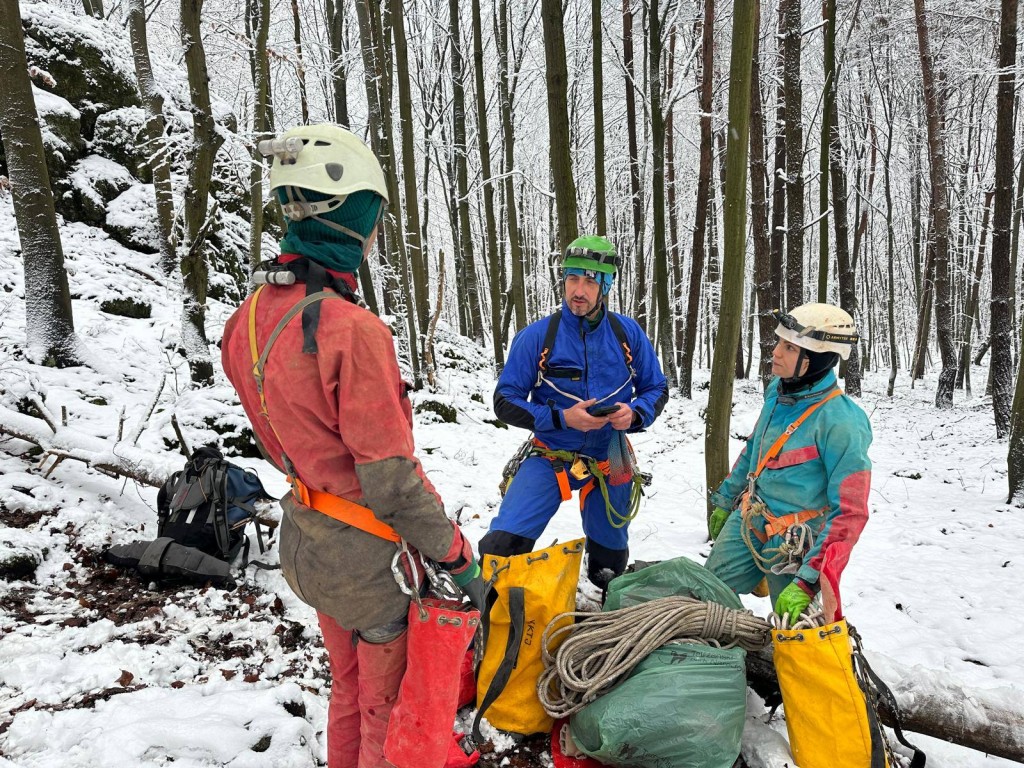 593943690_852353753980897_1298521488263105684_n