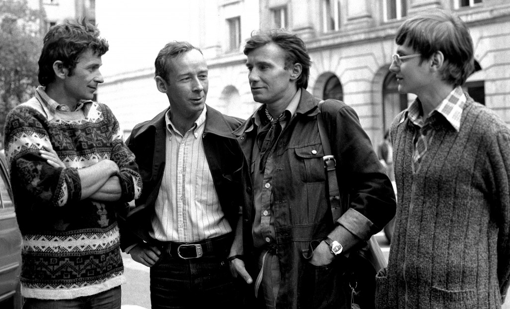 Eugeniusz Chrobak, Andrzej Paczkowski, Wojciech Wróż, Zbyszek Kowalewski, czerwiec 1978, Warszawa.                           Fot. Józef Nyka.