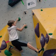 Wydarzenie szkoleniowe – symulacja startu w ramach programu „W górę – Akademia Młodego Wspinacza” w Warszawie